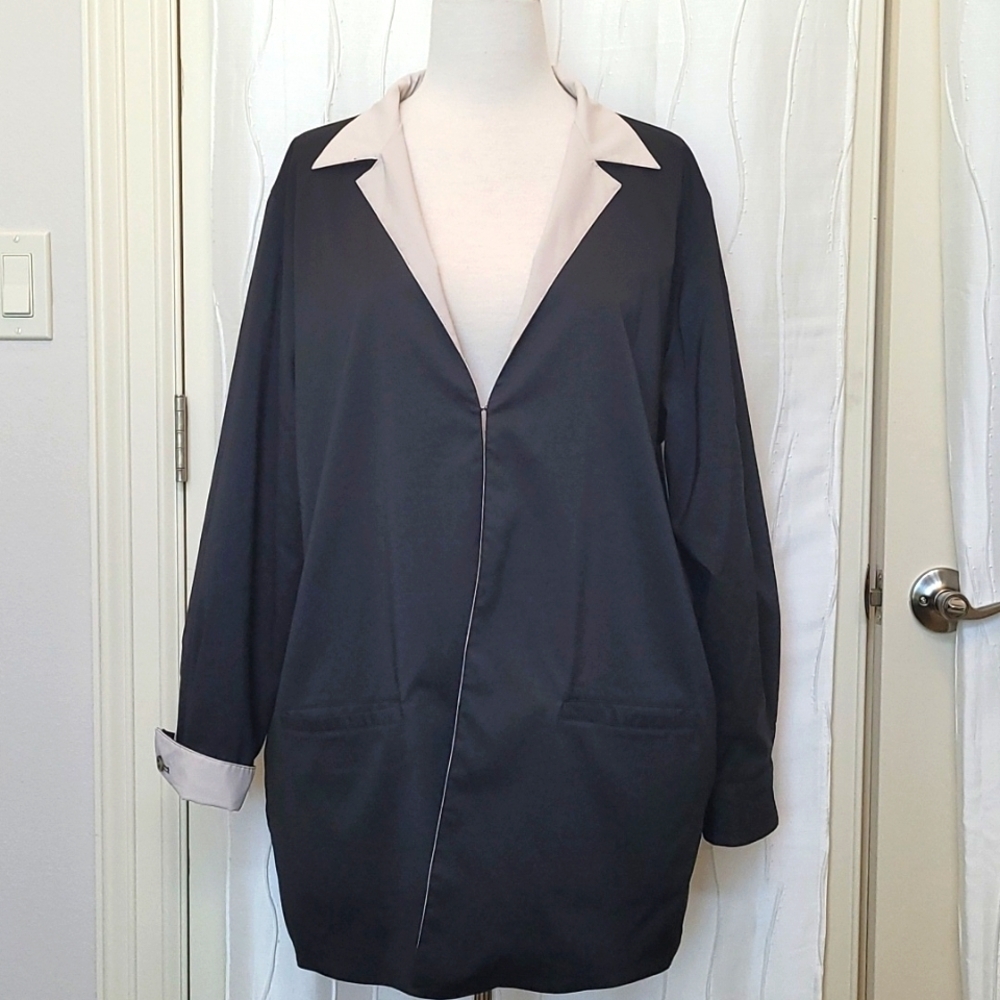 Magellan's Light Reversible Travel Jacket